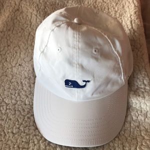 White VineYard Vines Hat